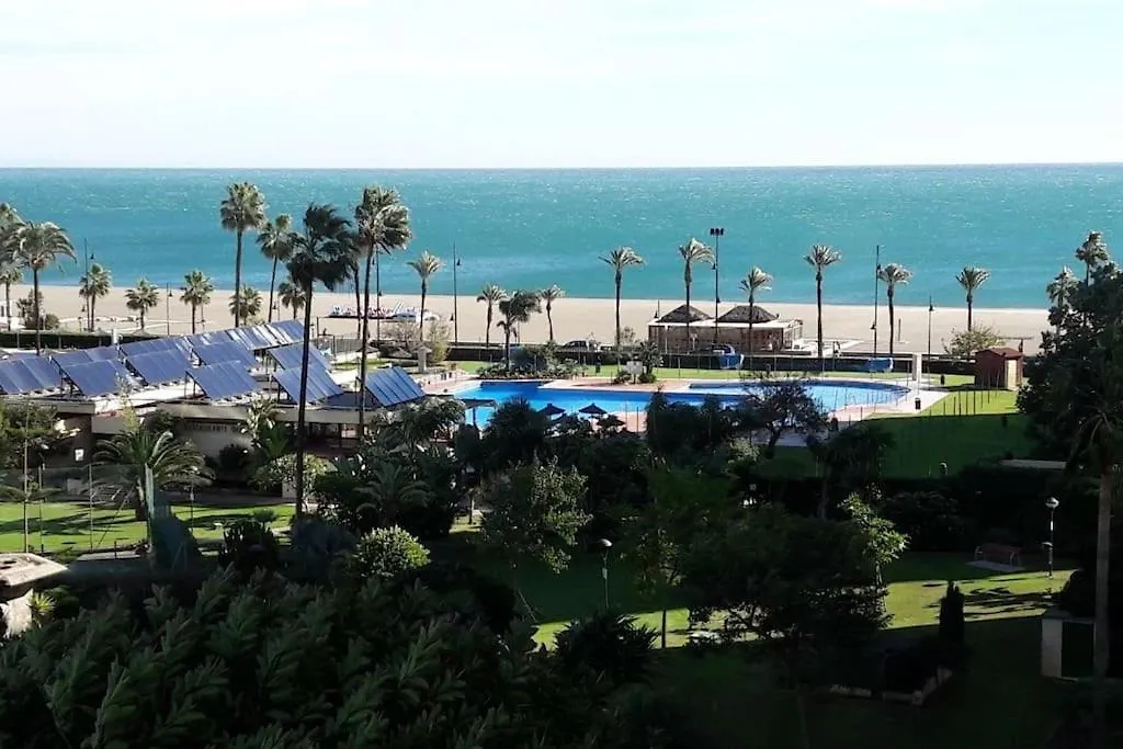 아파트 Playamar Deluxe Pool & Beach Torremolinos Sinese Design Homes